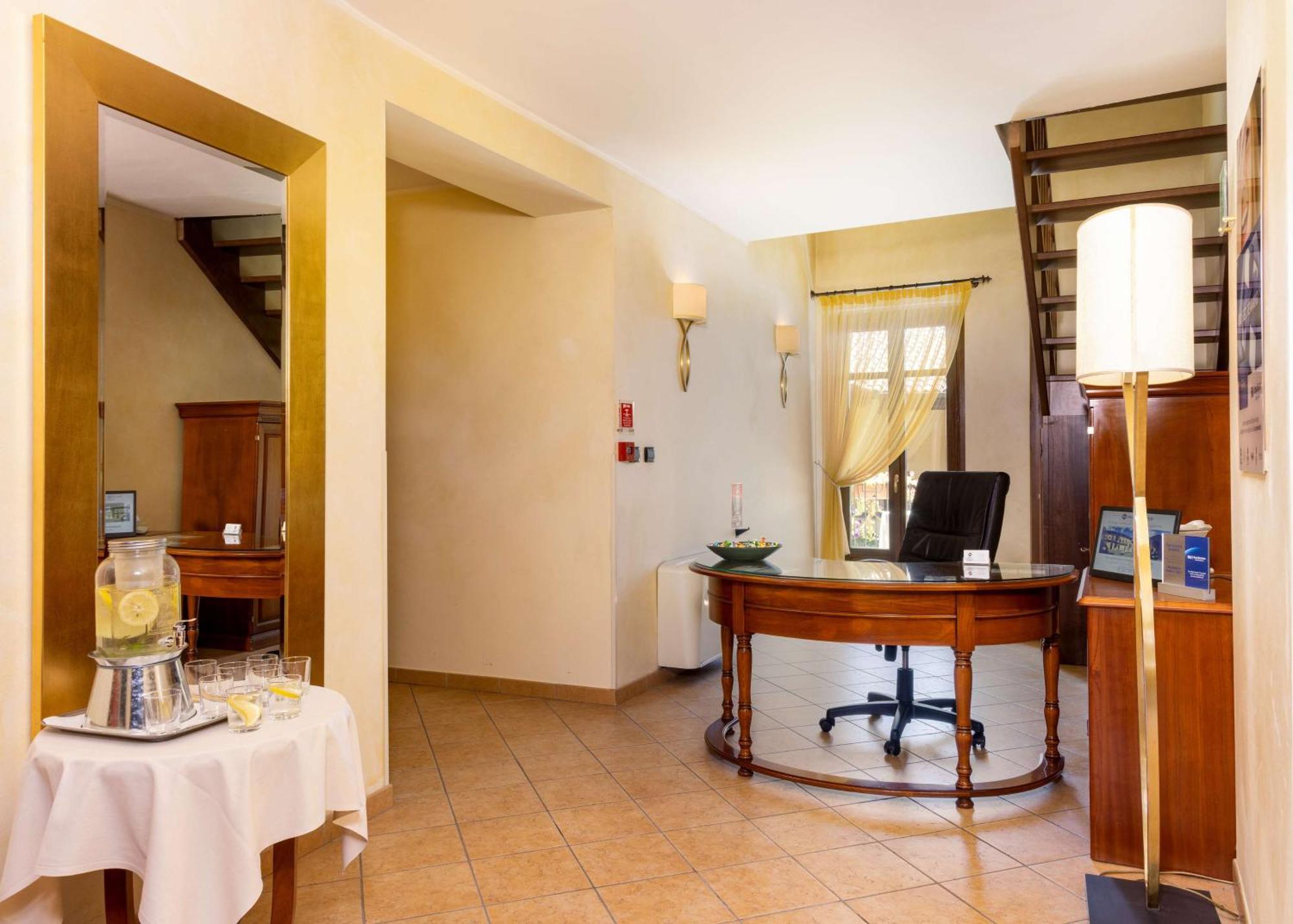 Best Western Plus Hotel Le Rondini San Francesco al Campo Ngoại thất bức ảnh