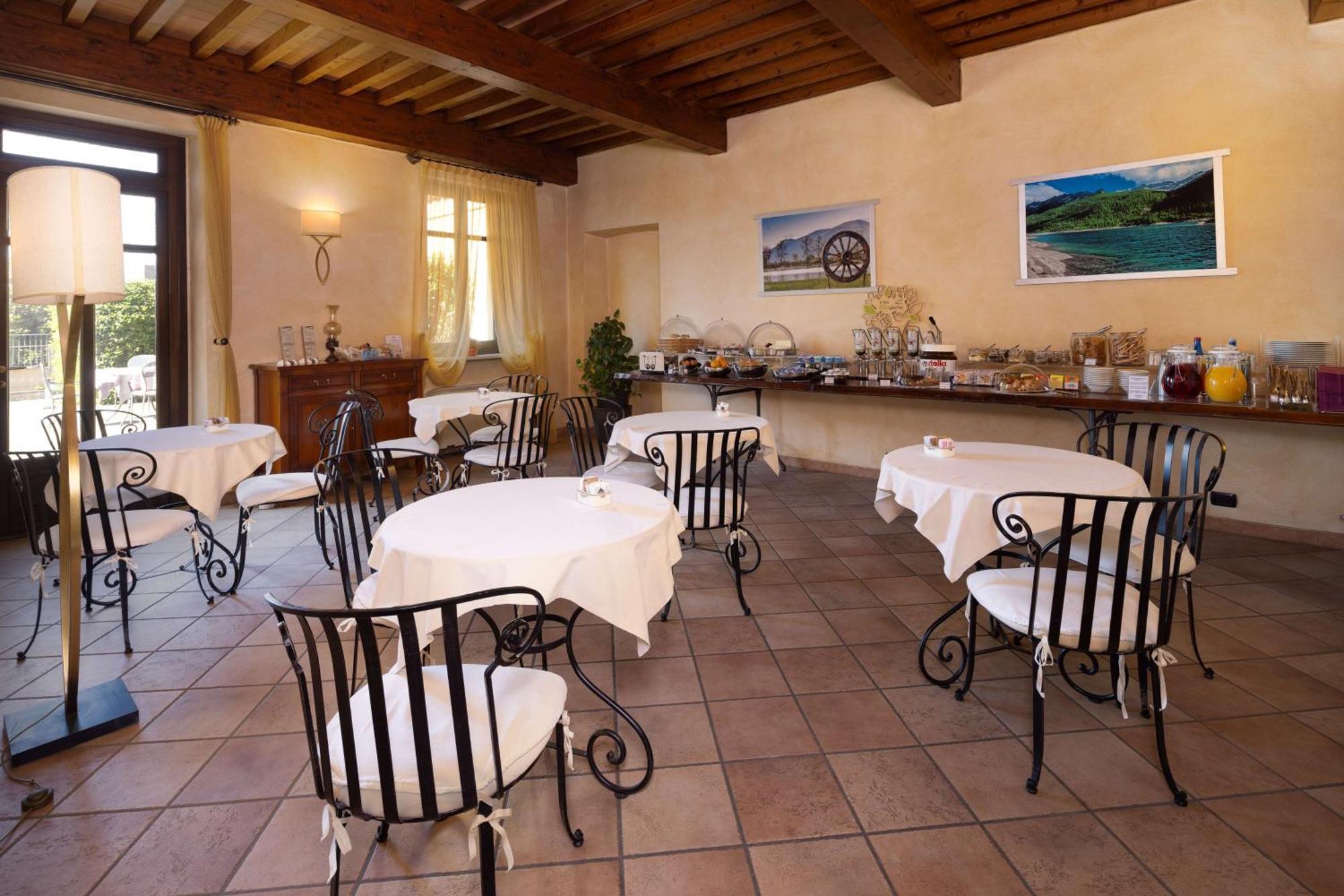 Best Western Plus Hotel Le Rondini San Francesco al Campo Ngoại thất bức ảnh