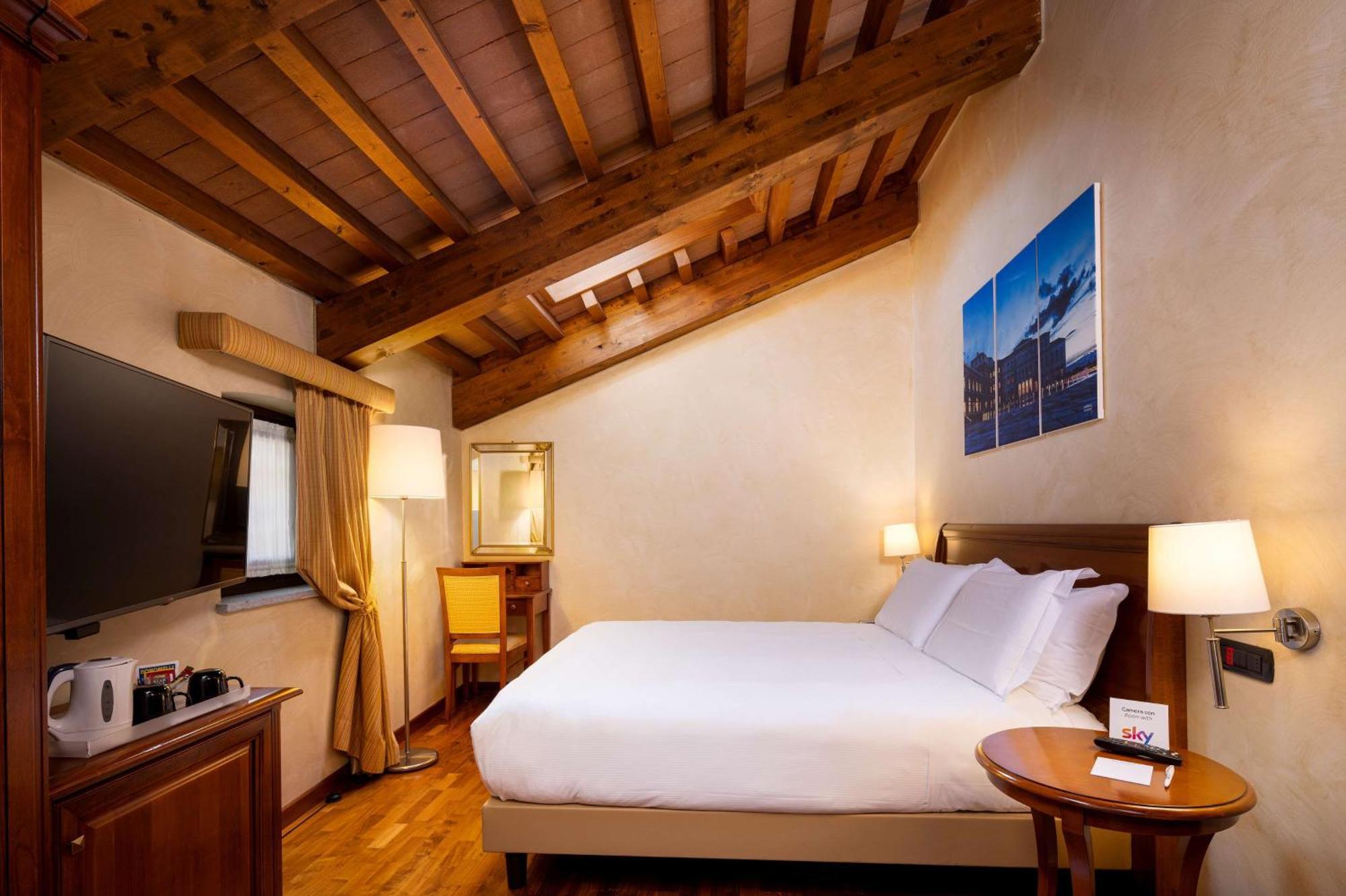Best Western Plus Hotel Le Rondini San Francesco al Campo Ngoại thất bức ảnh