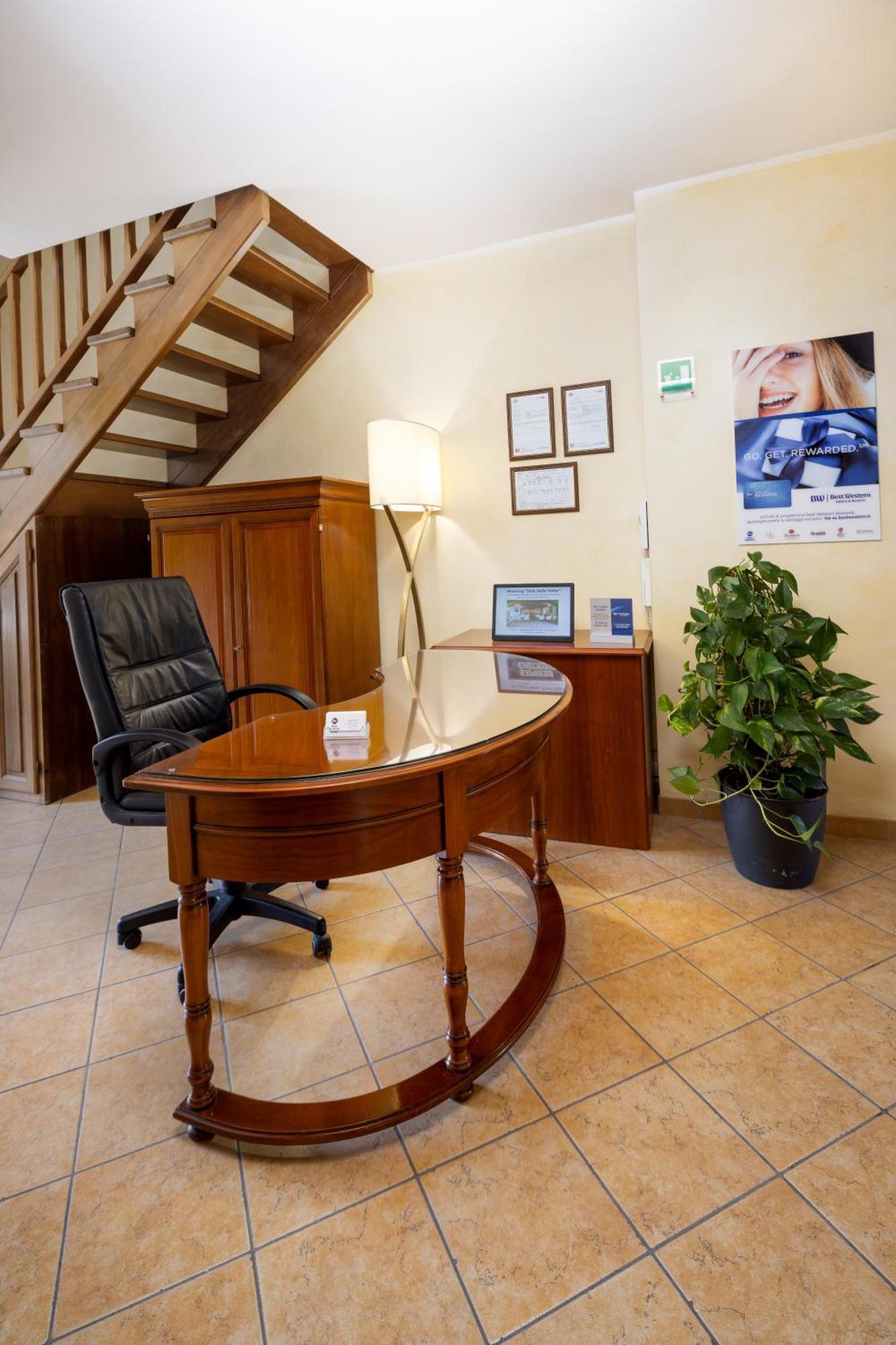 Best Western Plus Hotel Le Rondini San Francesco al Campo Ngoại thất bức ảnh