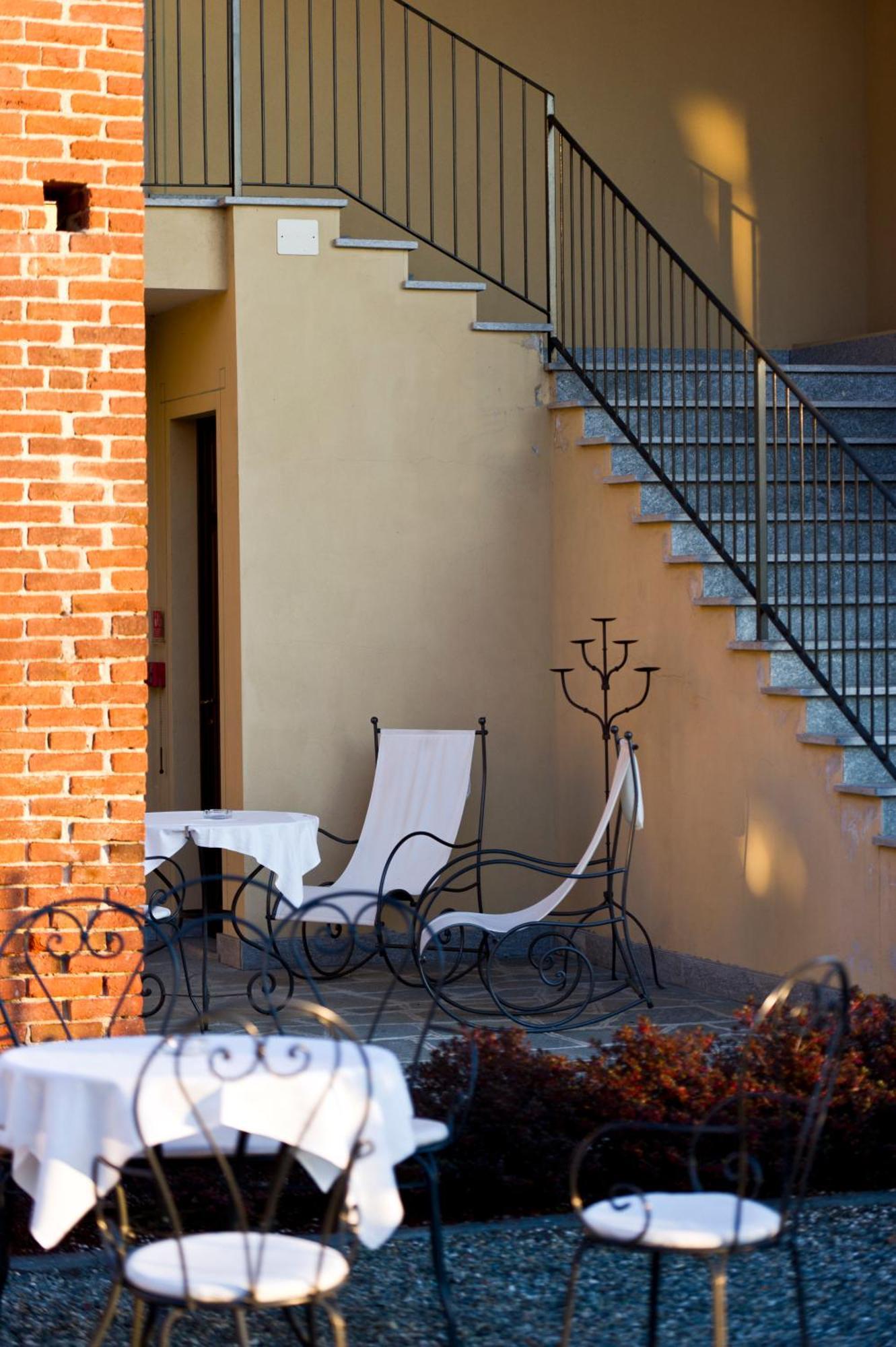 Best Western Plus Hotel Le Rondini San Francesco al Campo Ngoại thất bức ảnh